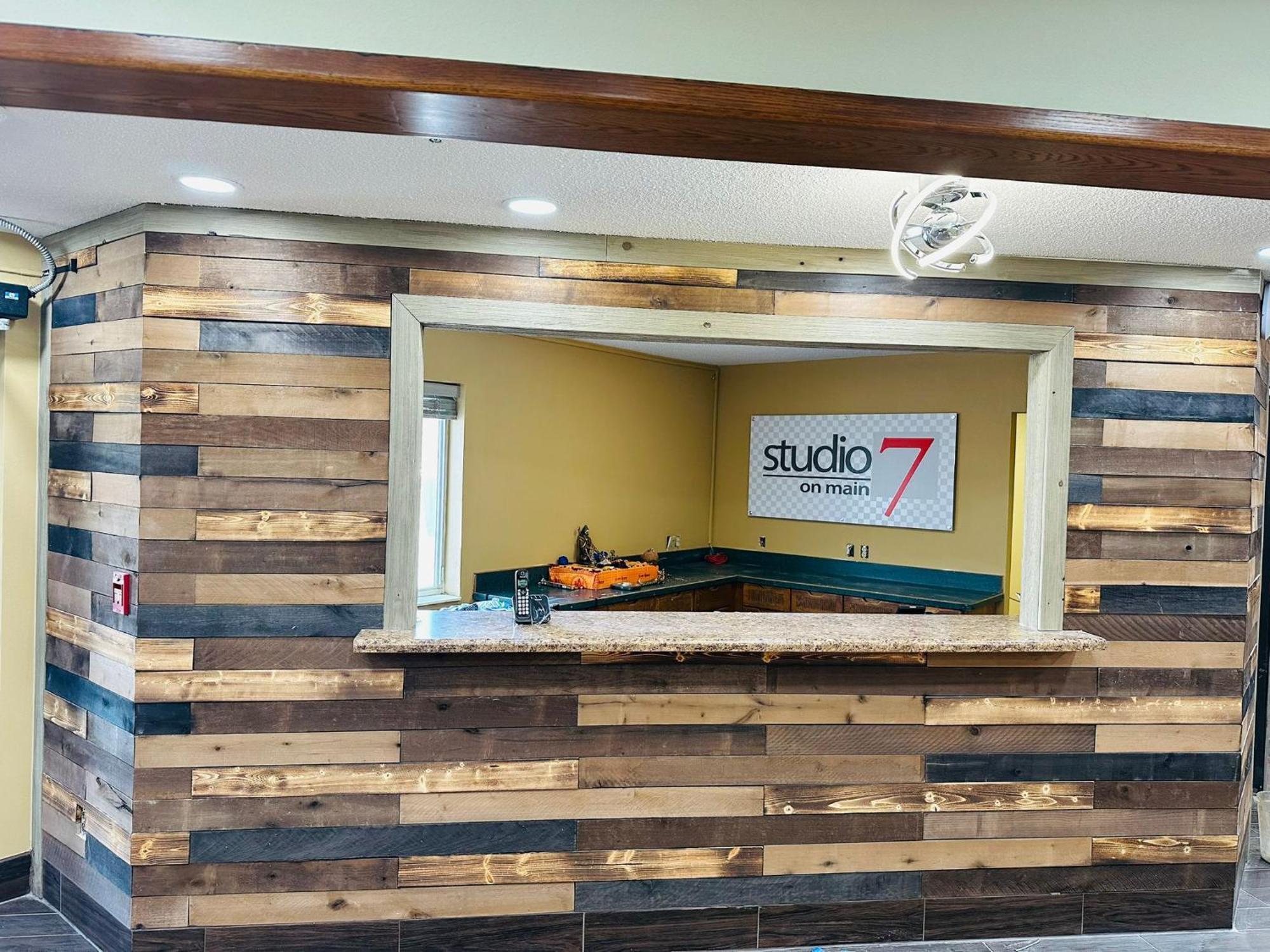 Studio 7 On Main 웨스트파고 외부 사진